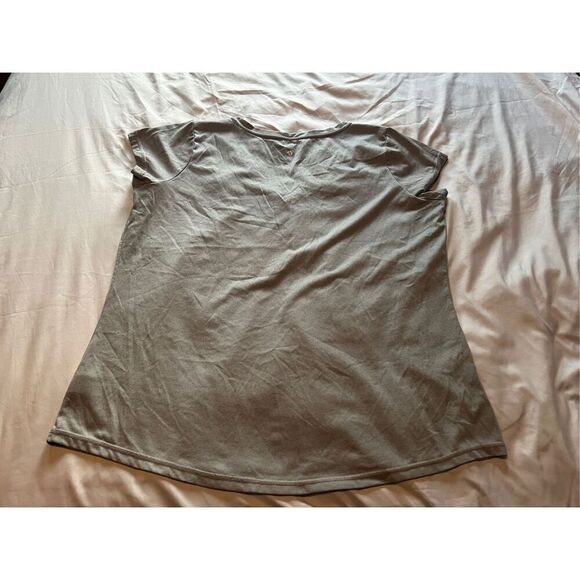 Xersion Grey T-Shirt Woman’s Size XXL - Flaw - Picture 8 of 11